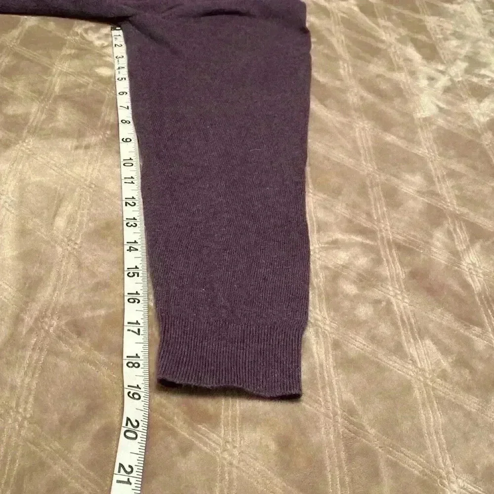 Weatherproof Vintage Mens Cotton Cashmere Plum Colored VNeck Sweater Size Large.